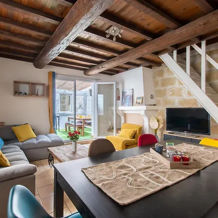 Maison Familiale A 2 Min A Pied De L'institut A Armand Calme Jeux Babyfoot Jacuzzi Proche Vakantiehuis *